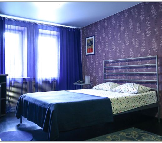 Hotel "Otel flowerS"