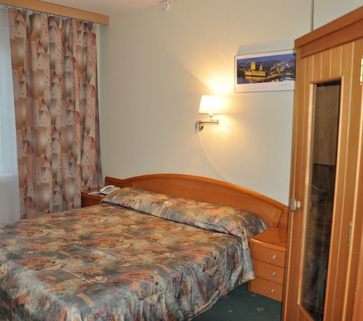 West Hotel