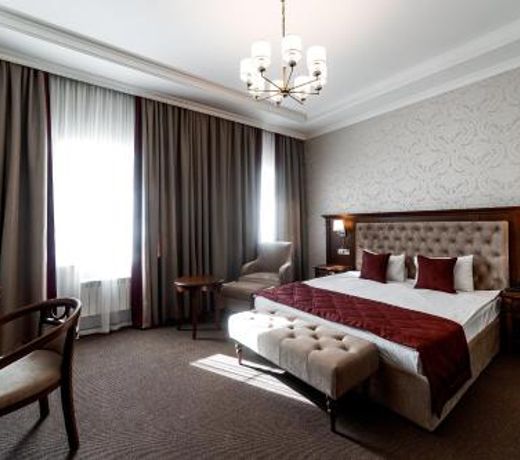 Grand Hotel