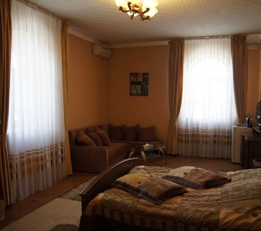 Volf Club Hotel