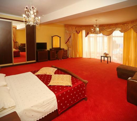 Priboy Hotel