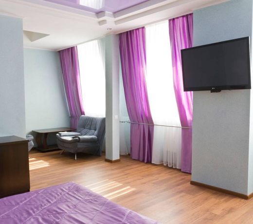 Aviator Hotel