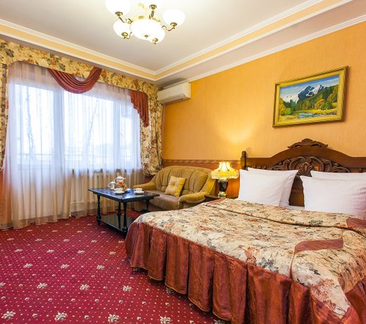 Grand Hotel Uyut