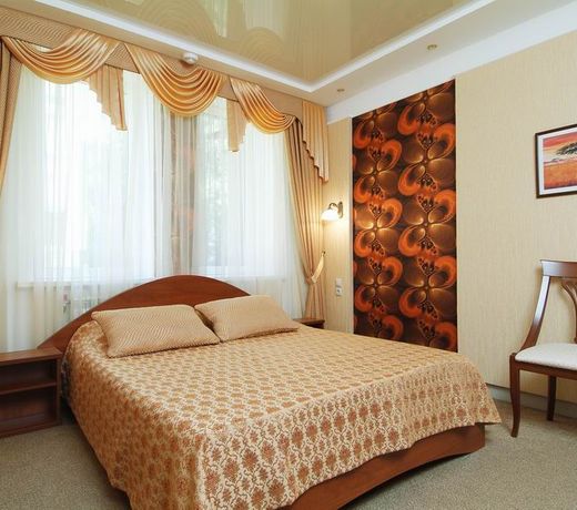Hotel Platan