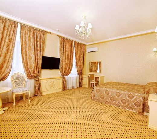 Resident Hotel