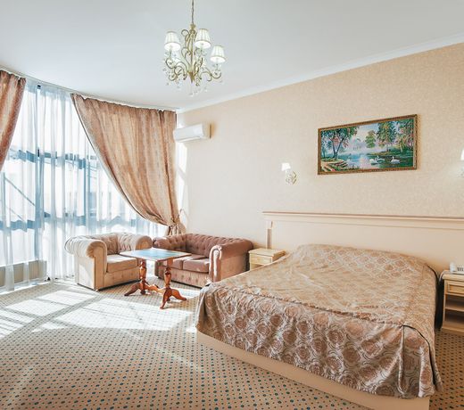 Resident Hotel