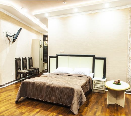 Pride Hotel