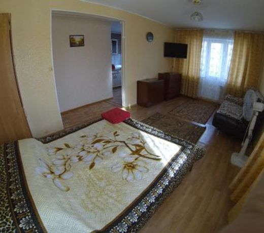 Kosmos Hotel