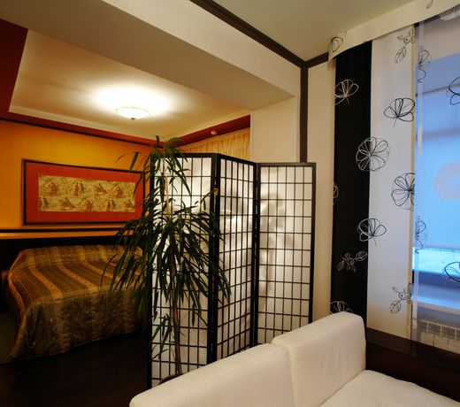Bon Ami Hotel