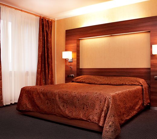 Deima Hotel