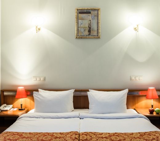 Empire Hotel