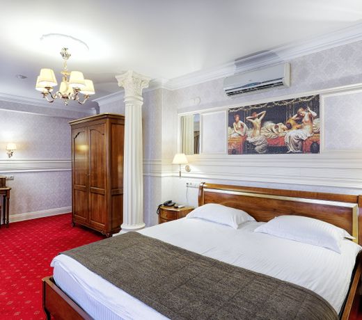 Zvezda Hotel