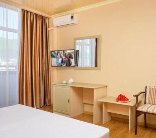 City Plaza Hotel