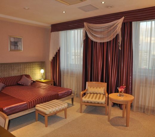 Persona Hotel