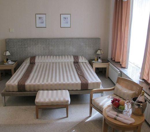 Persona Hotel