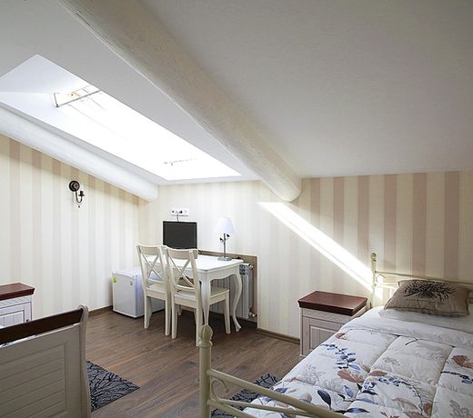 Bonhotel