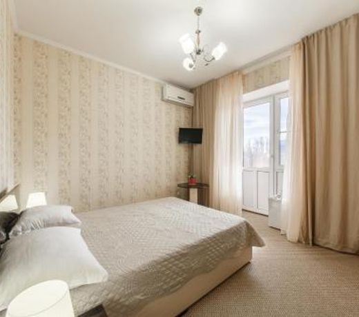 Chelsi Hotel
