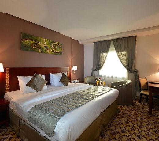 Reef Global Hotel