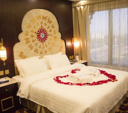 Madareem Crown Hotel
