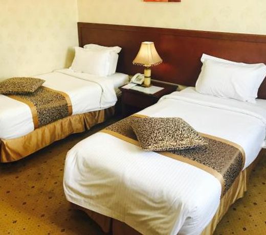 ROMANCE HOTEL