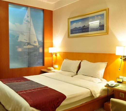 Zhongjin Holiday Hotel