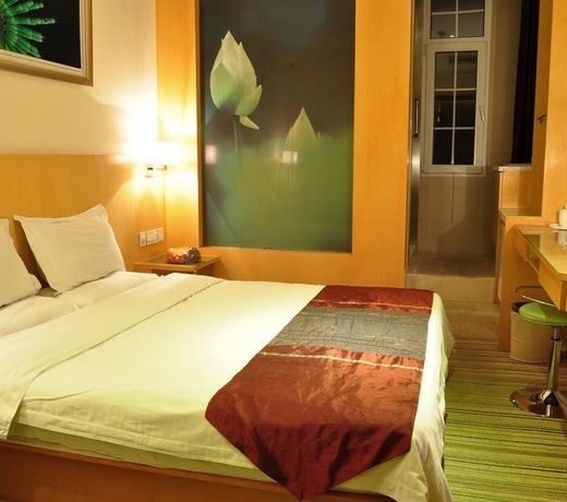 Zhongjin Holiday Hotel