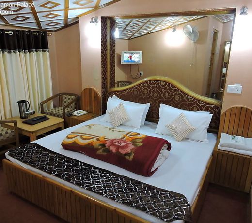 Hotel Chaman Palace