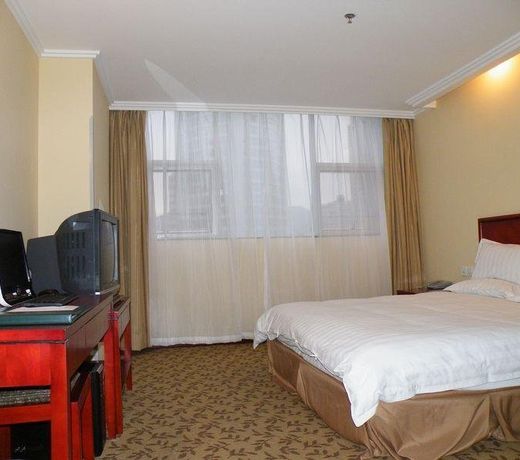 GreenTree Inn Guiyang Penshuichi Business Hotel