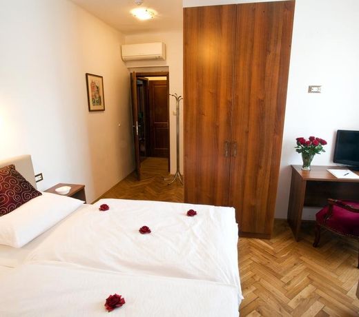 Guesthouse KUBUS
