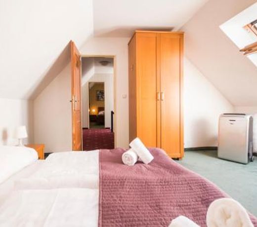 Film Hotel