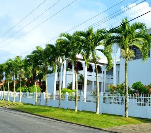 TROPICAL PALACE