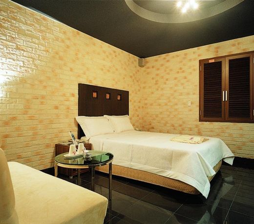Hotel TJ