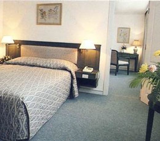 The Travellers Hotel