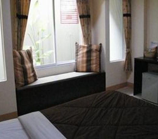 Winhouse Hotel