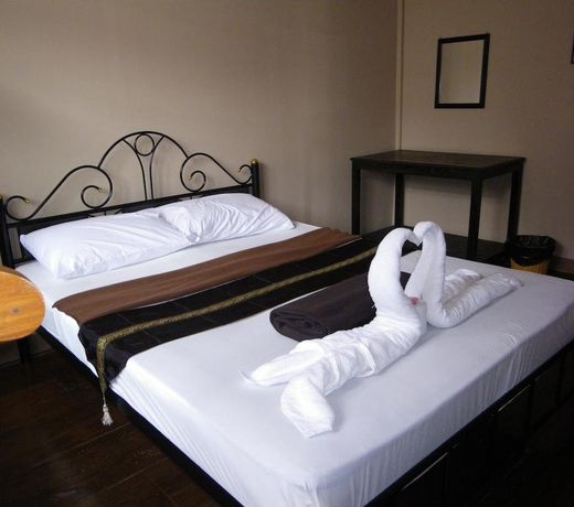 Nan Guesthouse