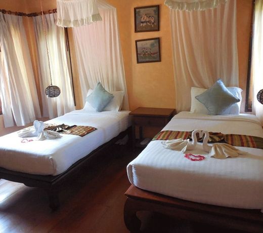 Palm Spa Village