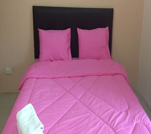 Phrom Phring Place Service Apartment