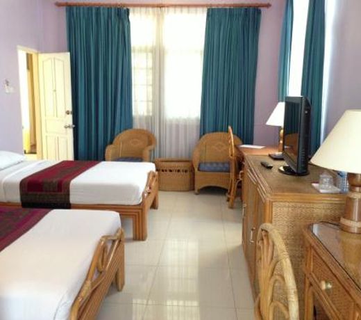 Day Inn Hotel