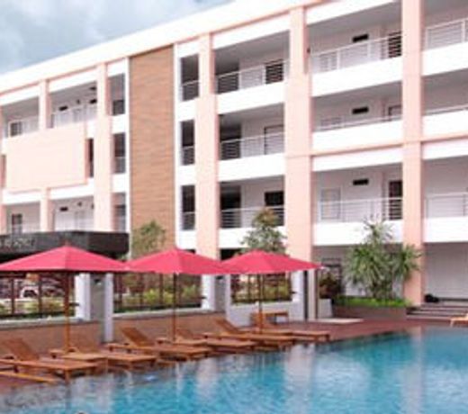 Paragon Suites Resort