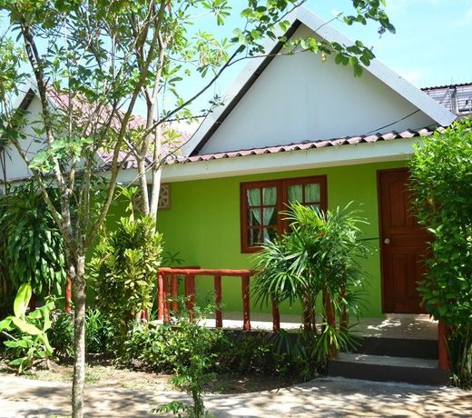 Khaolak C-nior Bungalows