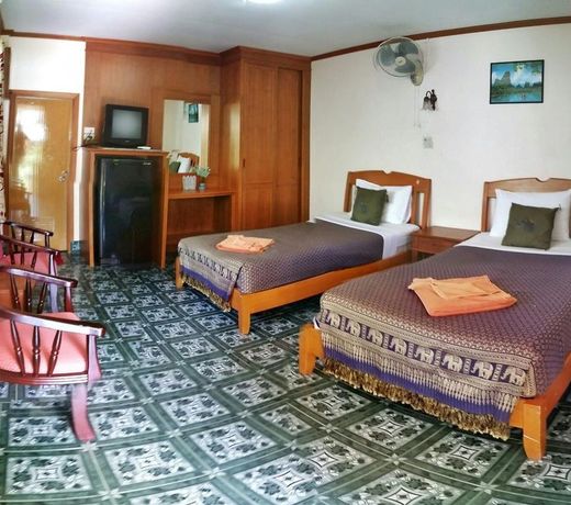 Anawin Bungalows