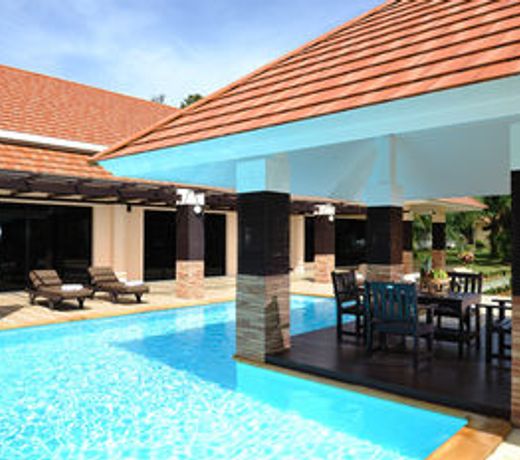 Baan Santi Villa, SHA Certified