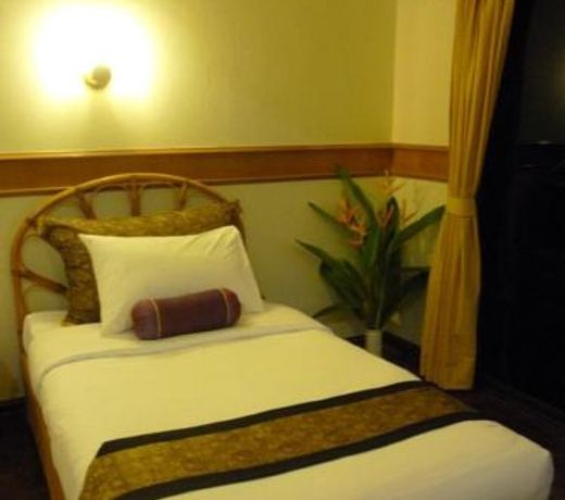 Pen Villa Hotel, Surin Beach - SHA Extra Plus