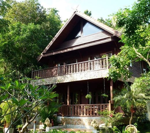 Baan Laem Noi Villa's