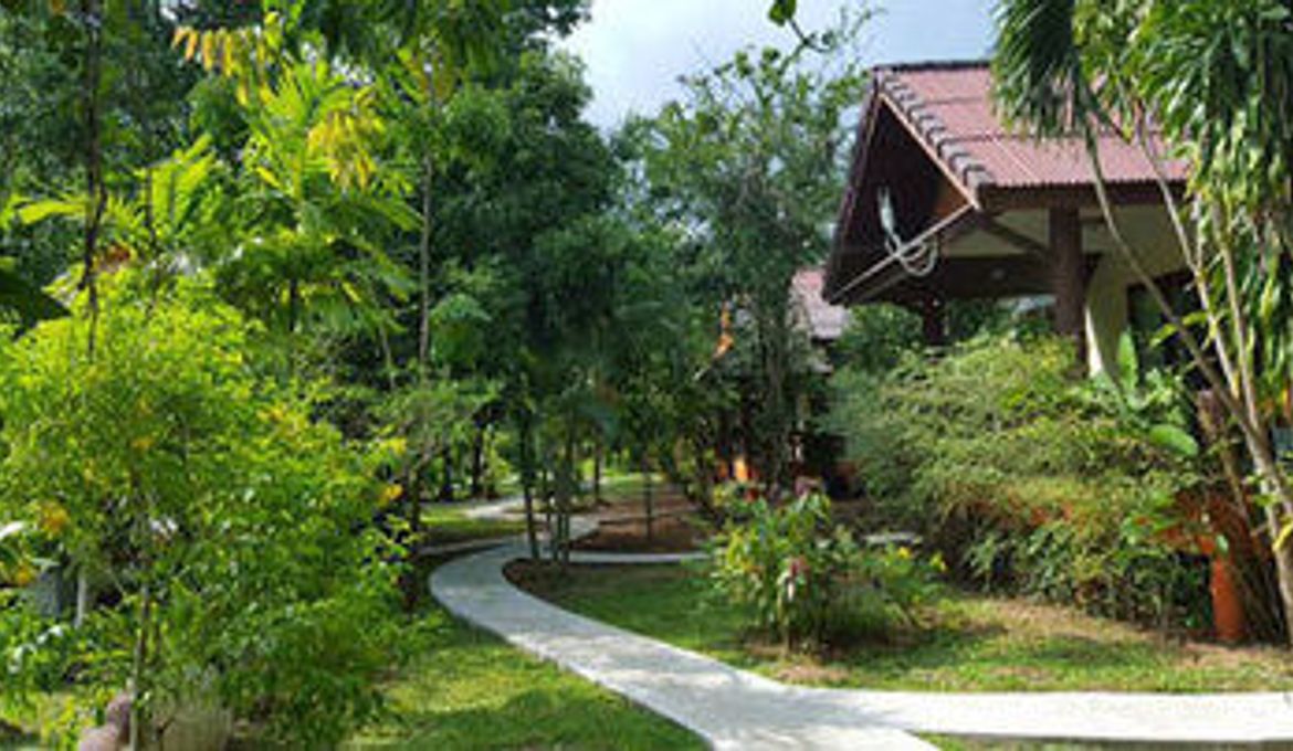 Baan Suan Resort