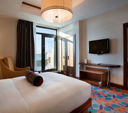 Doubletree by Hilton Van