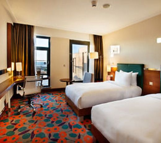 Doubletree by Hilton Van