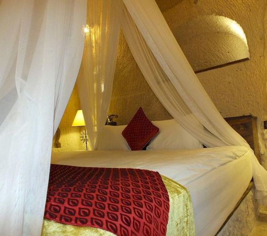 Hu of Cappadocia - Special Class