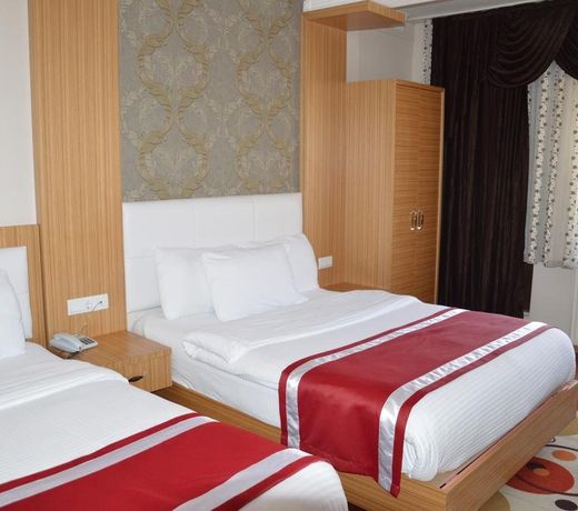 Dinc Otel