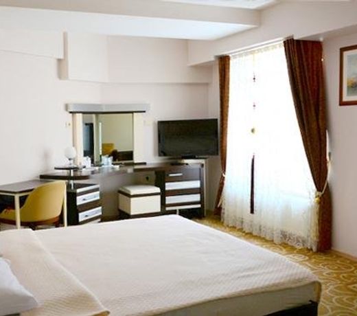 Pasabey Hotel